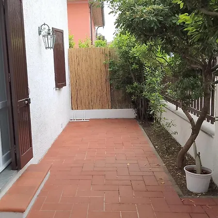 Casina Del France Apartment *