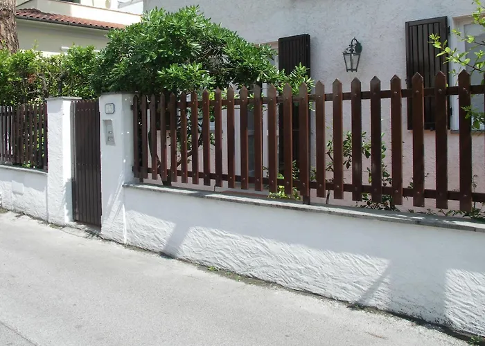 Lägenhet Casina Del France